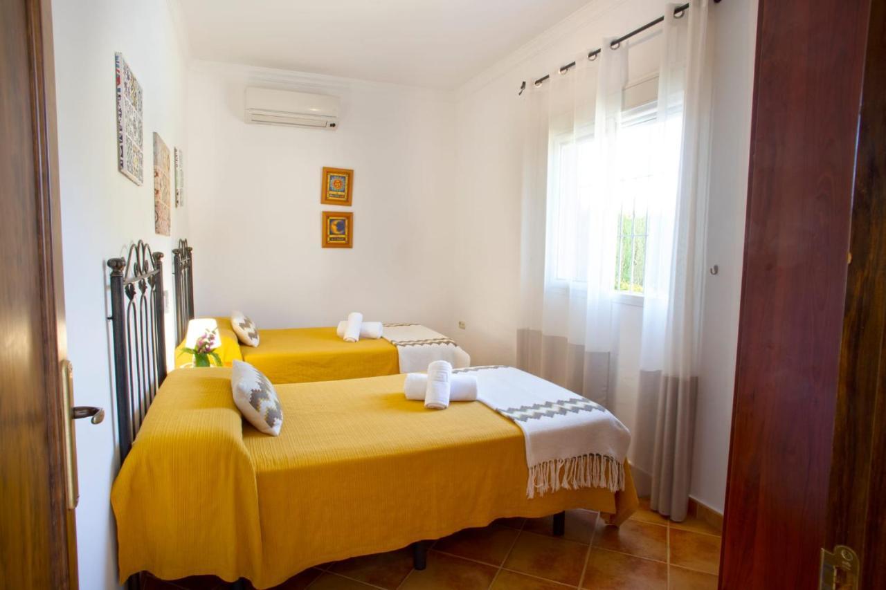אלגודונאלס Casa Rural Los Ninos מראה חיצוני תמונה